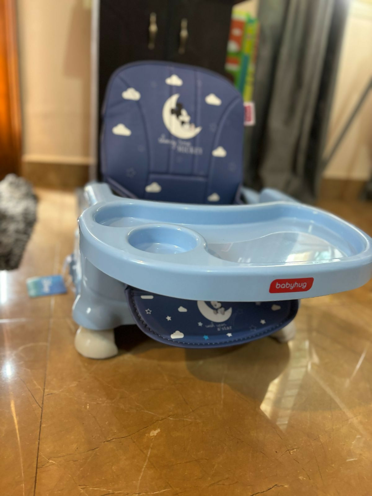 From first bites to family meals – comfort that grows with your baby.

