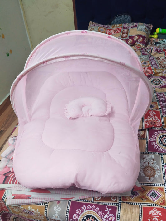 Baby Bed/ Sleeping Bed