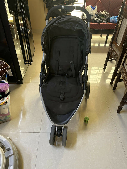 
Graco baby stroller/pram
