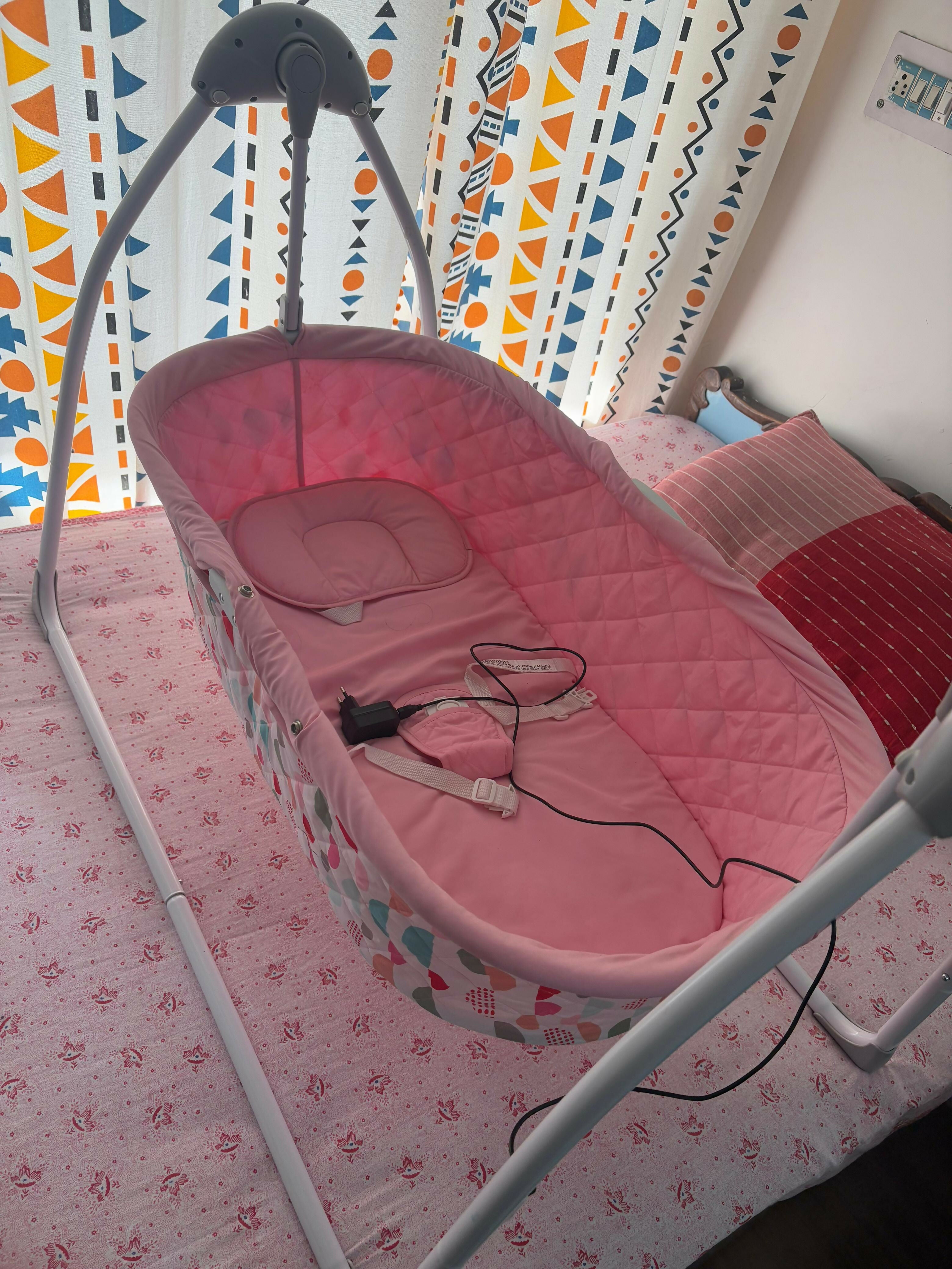 R FOR RABBIT automatic cradle – safe, gentle, and effortless sleep time for your baby.

