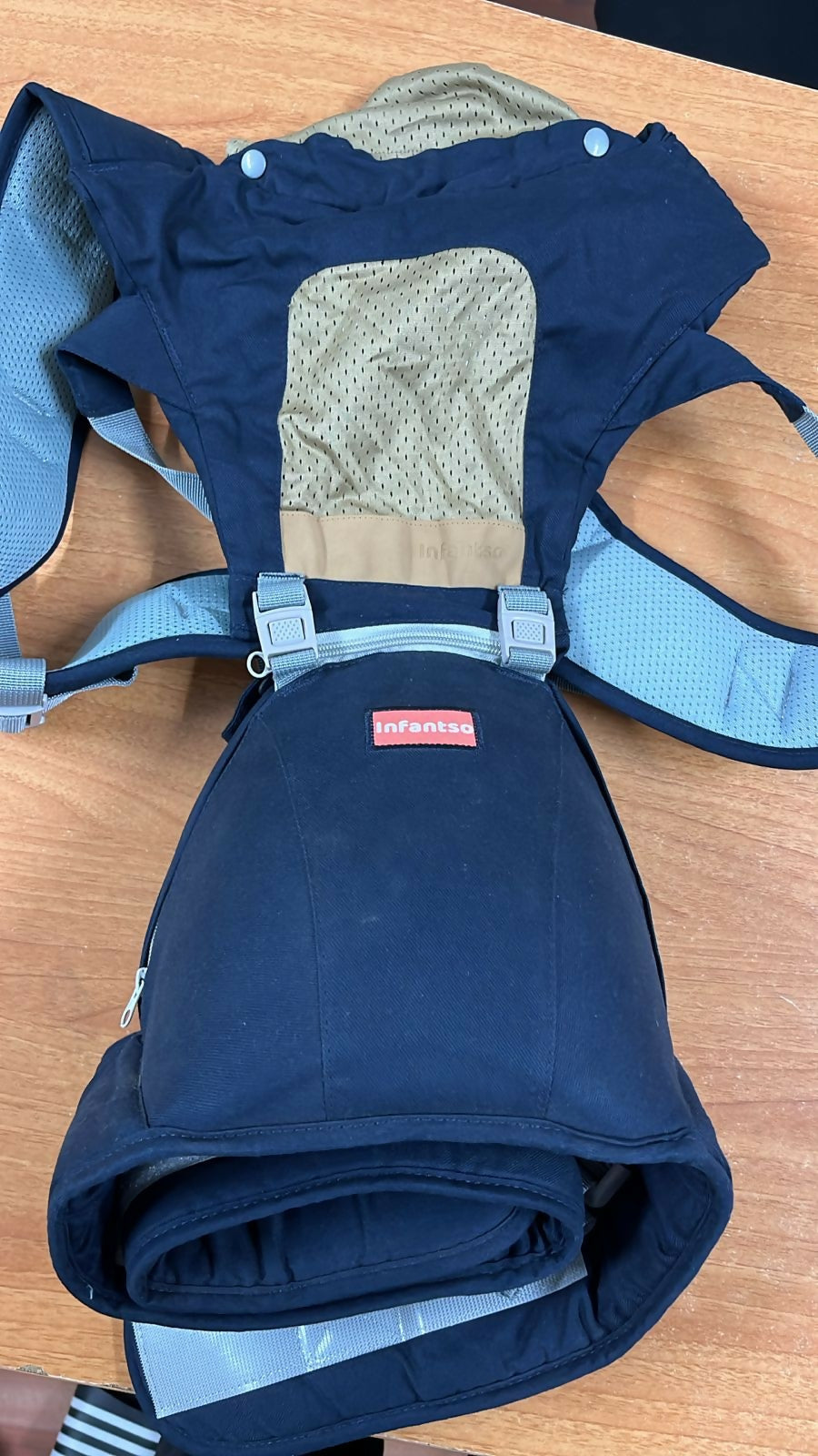 INFANTSO Adjustable Hip Seat Baby Carrier with 4 Carry Positions