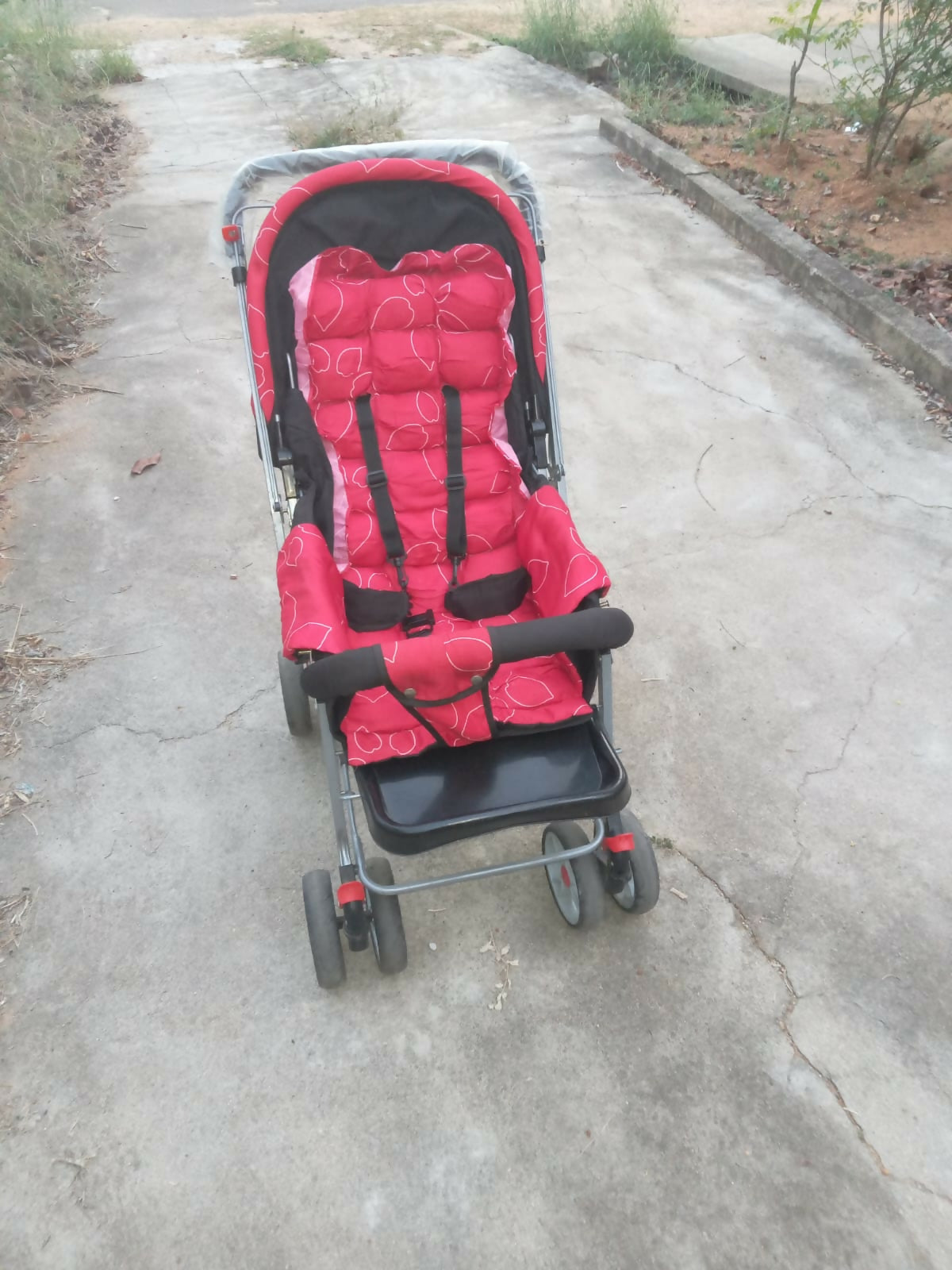 Babyhug Comfy Ride Stroller With Reversible Handle - Red