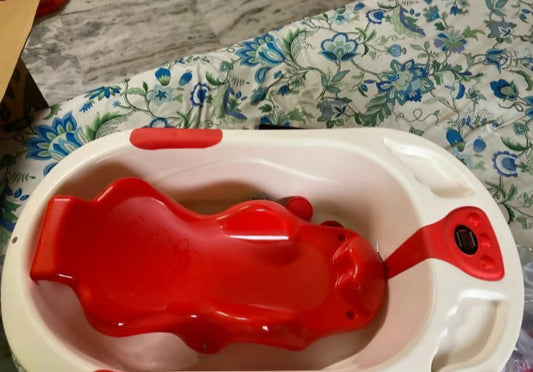 Splash, smile, and bond—bath time made better with comfort you can trust!
