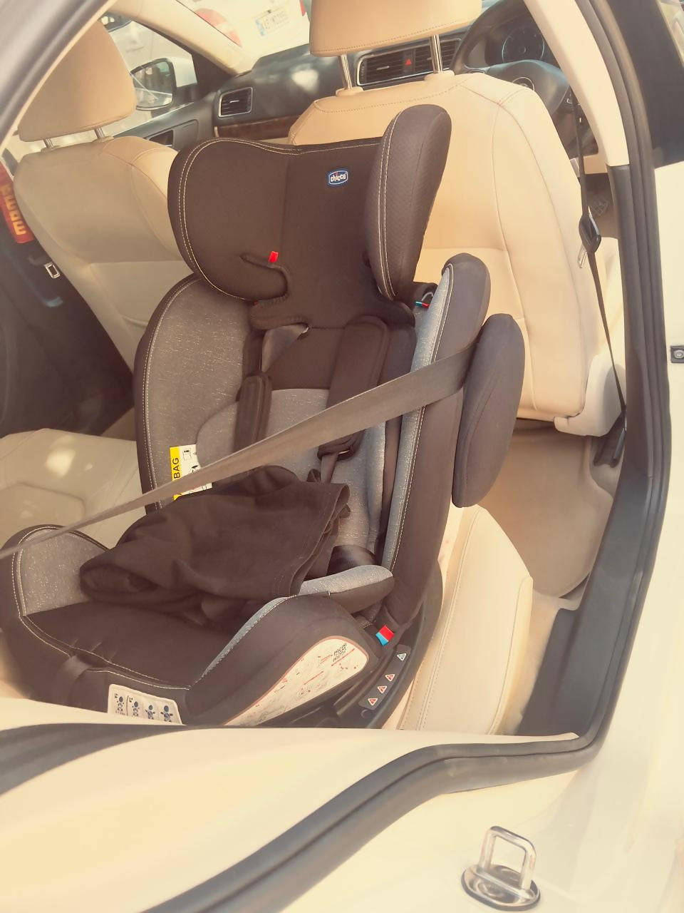 Chicco Unico Plus ISOFIX Baby Car Seat