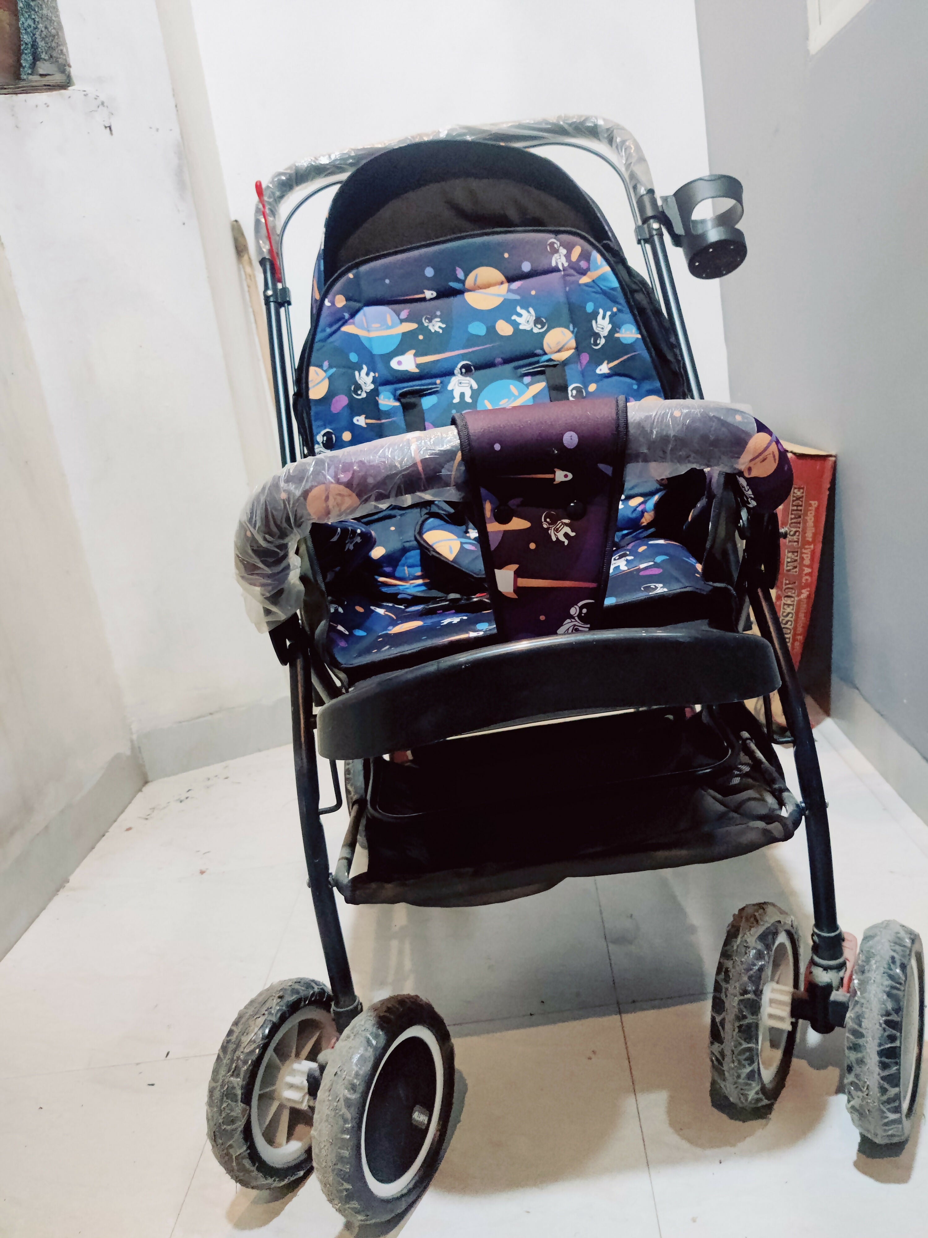 ALLWYN Stroller / Baby Pram with  Reclining seat 