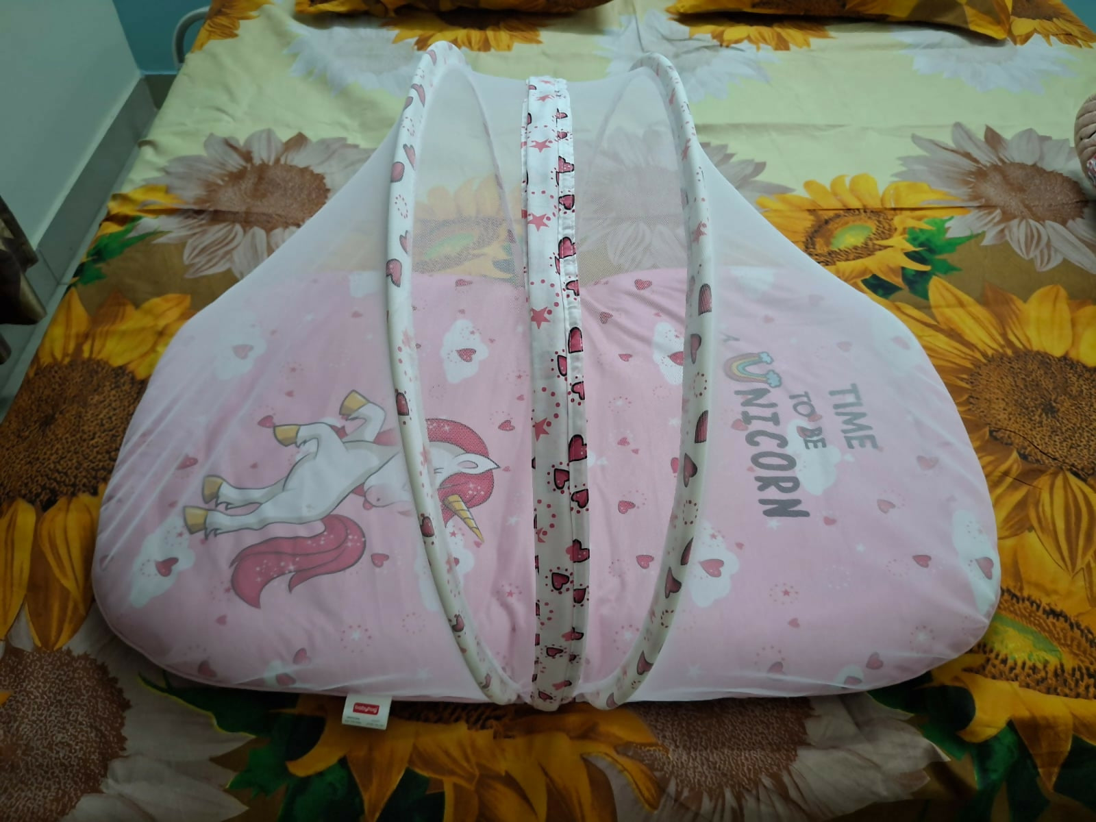 Babyhug mosquito net bed for baby