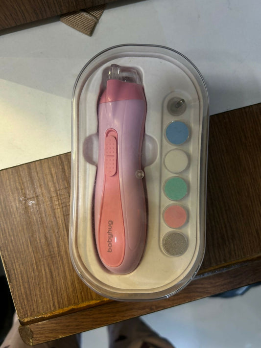 Pink and coral nail clipper set 