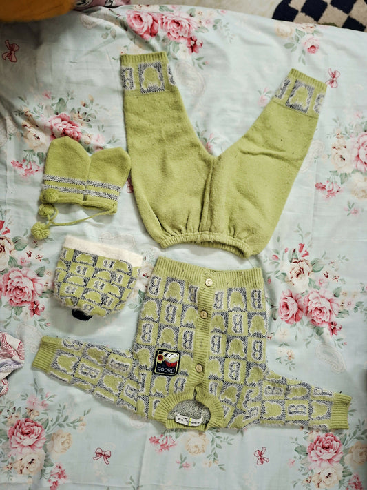 Baby Clothing 18 items (6-12 months)