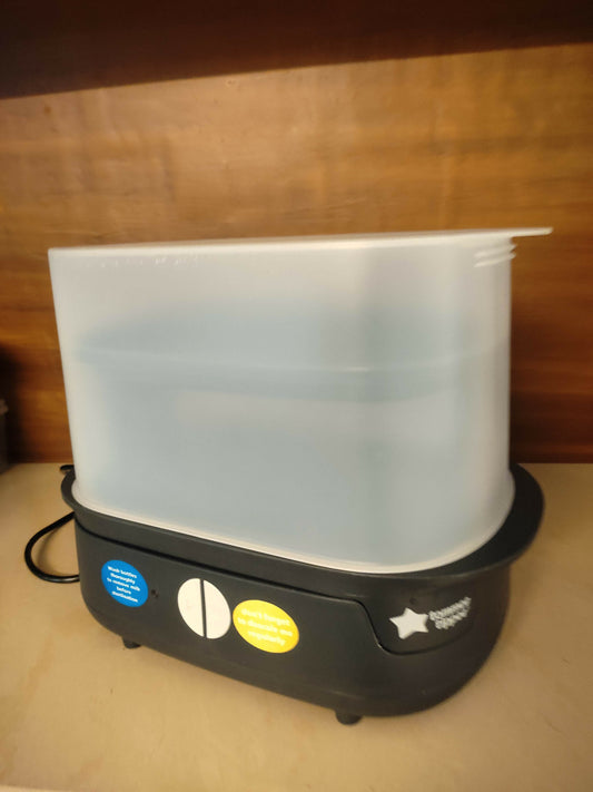 TOMMEE TIPPEE Baby Bottle Steam Sterilizer/ Sterliser