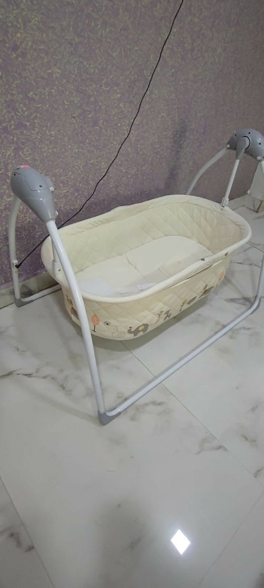 R FOR RABBIT Lullabies Automatic Baby Cradle Swing