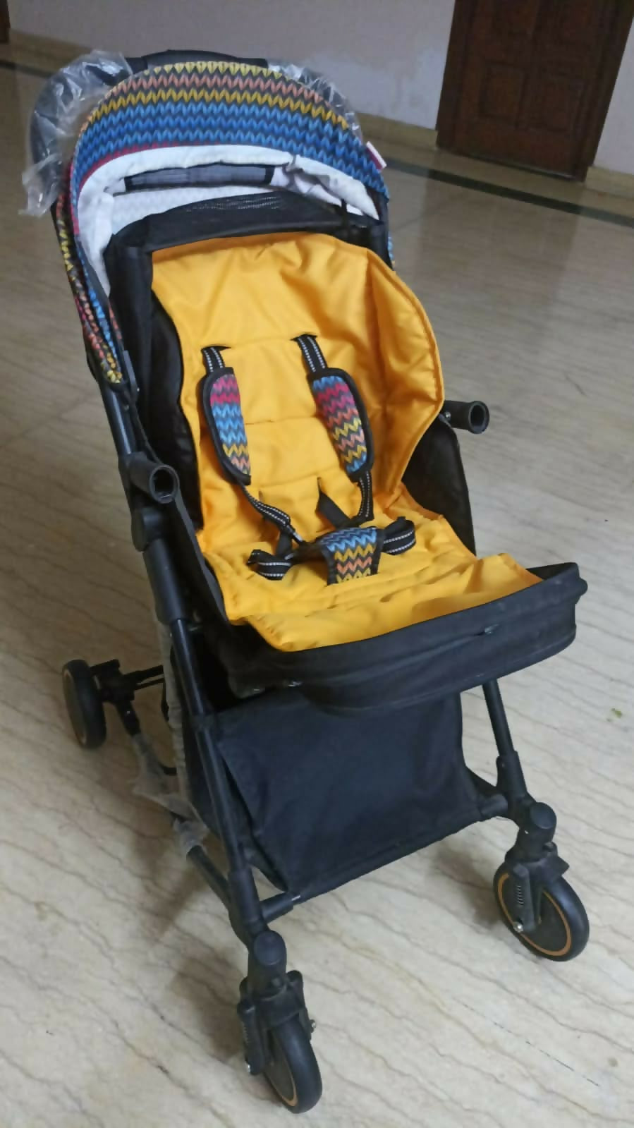 BABYHUG Rock Star Stroller
