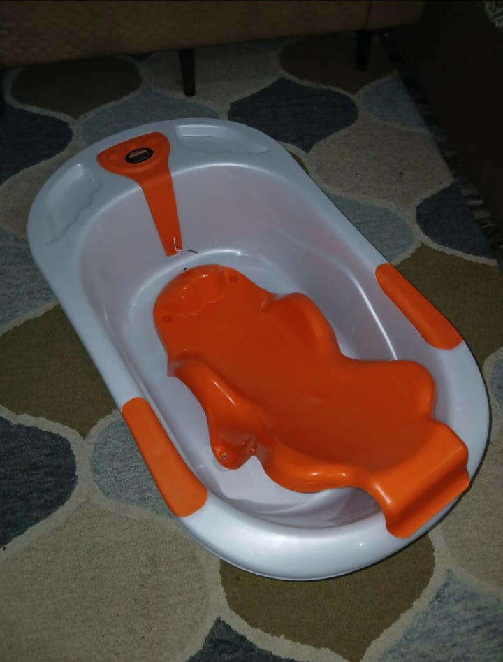 Splash, smile, and bond—bath time made better with comfort you can trust!

