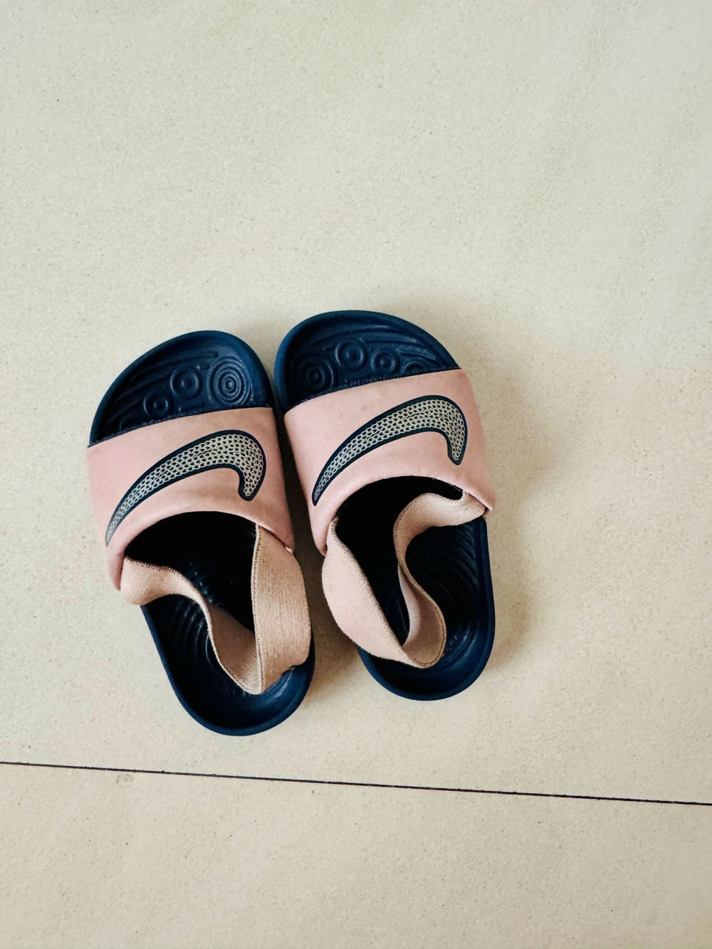 NIKE Girls Sandals (Shoes)