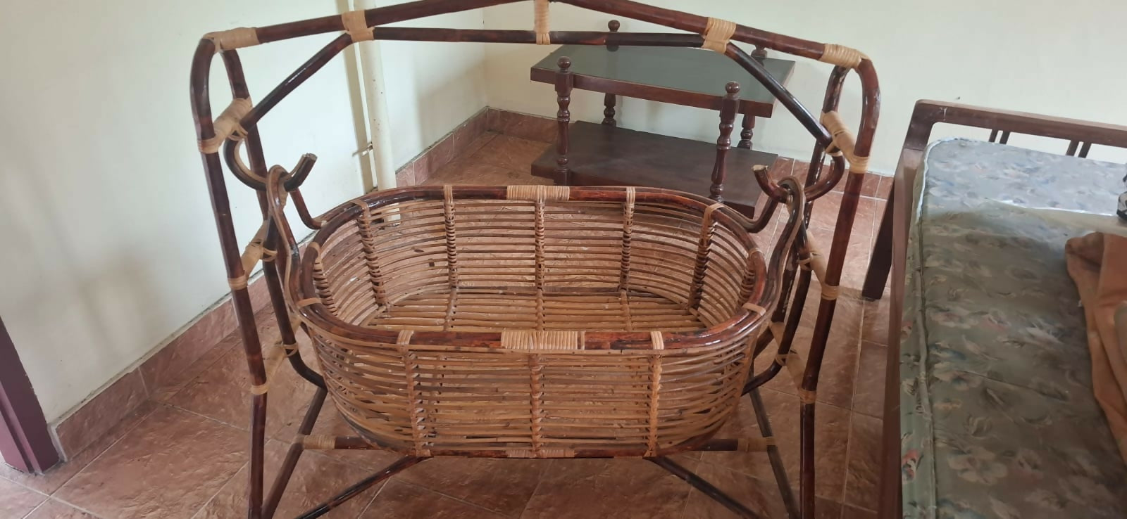 Chooral Cradle for Baby – Traditional handcrafted cradle for safe and soothing sleep.

