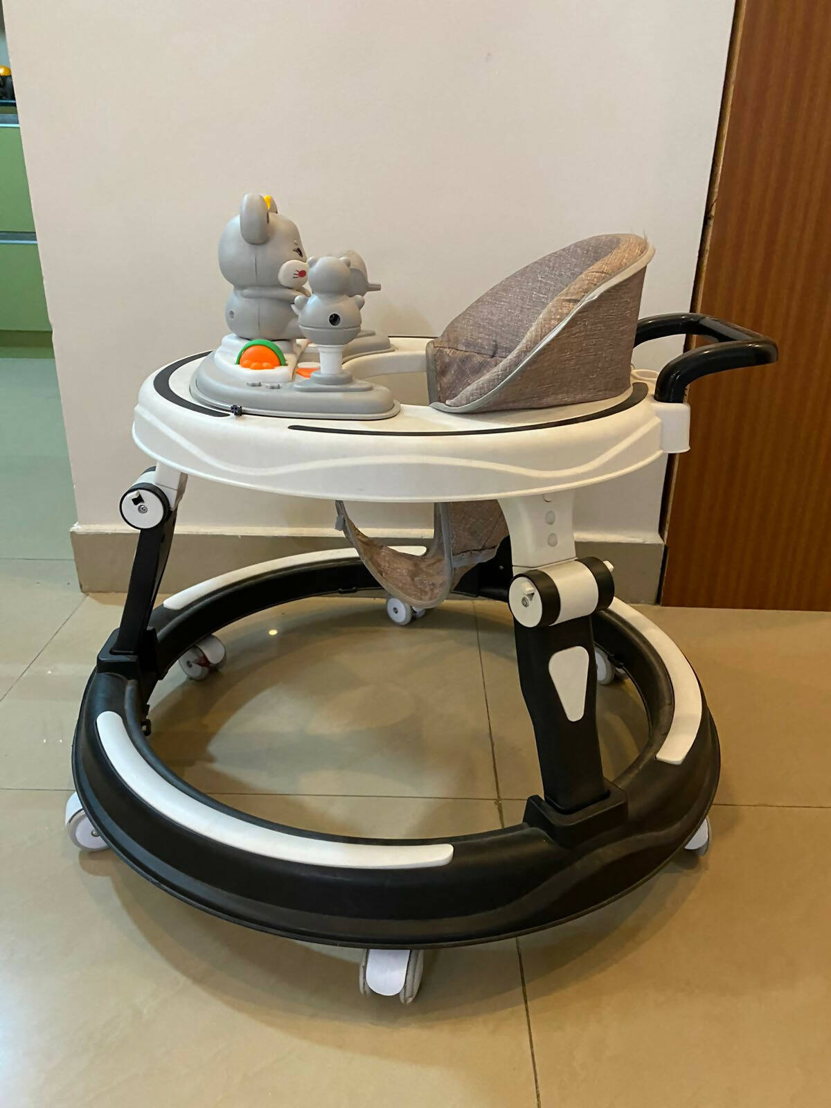 STAR AND DAISY Multifunctional Intelligent Early Education Baby Walker with Toy Tray - PyaraBaby