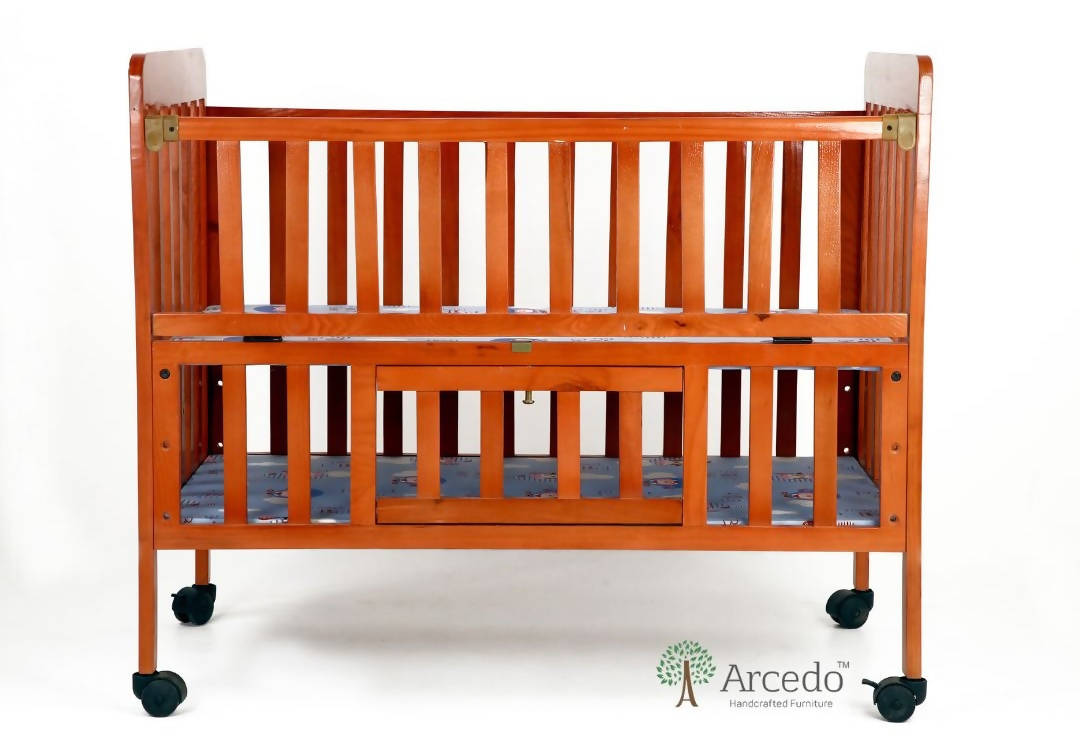 ARCEDO Florence Wooden Baby Cot With Mosquitoes net, Dimensions: H82.5×W59.6×L102.8 cm - PyaraBaby