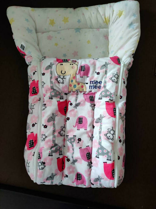 MEE MEE and BABYHUG Baby Nests