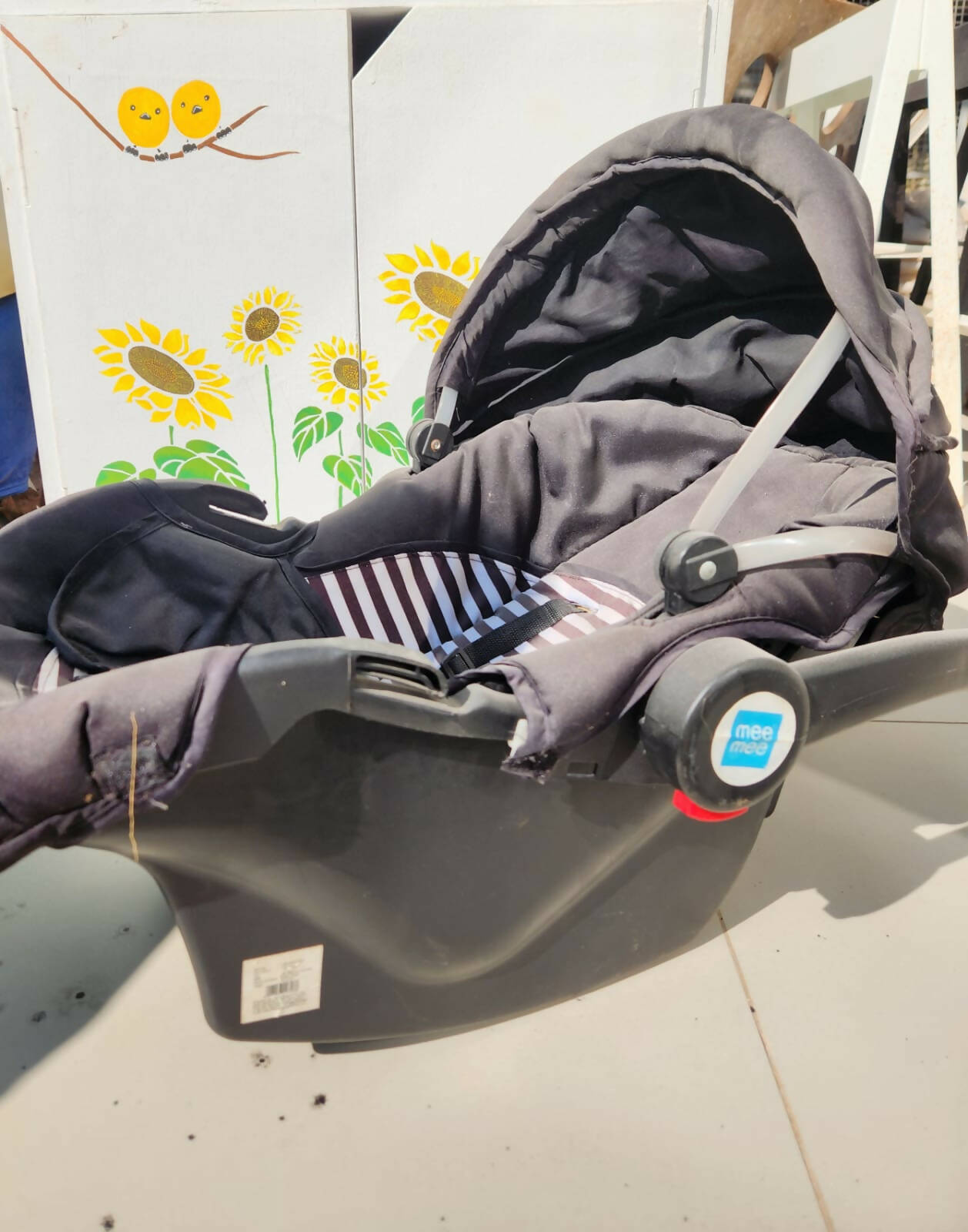 Mee mee carry cot best sale