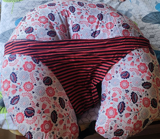 KRADYL KROFT 5 in 1 feeding pillow