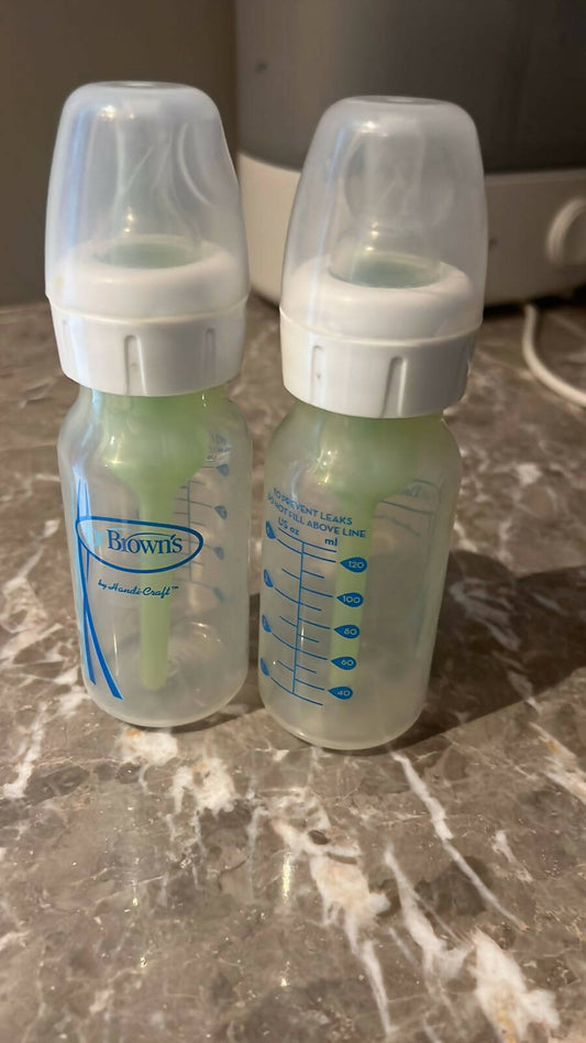 Make feeding time a breeze with Dr. Brown's Feeding Bottle for Baby - trusted by parents for its innovative design and gentle feeding experience!