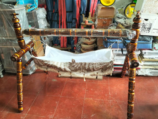 Wooden Single Dandi Cradle with Cloth