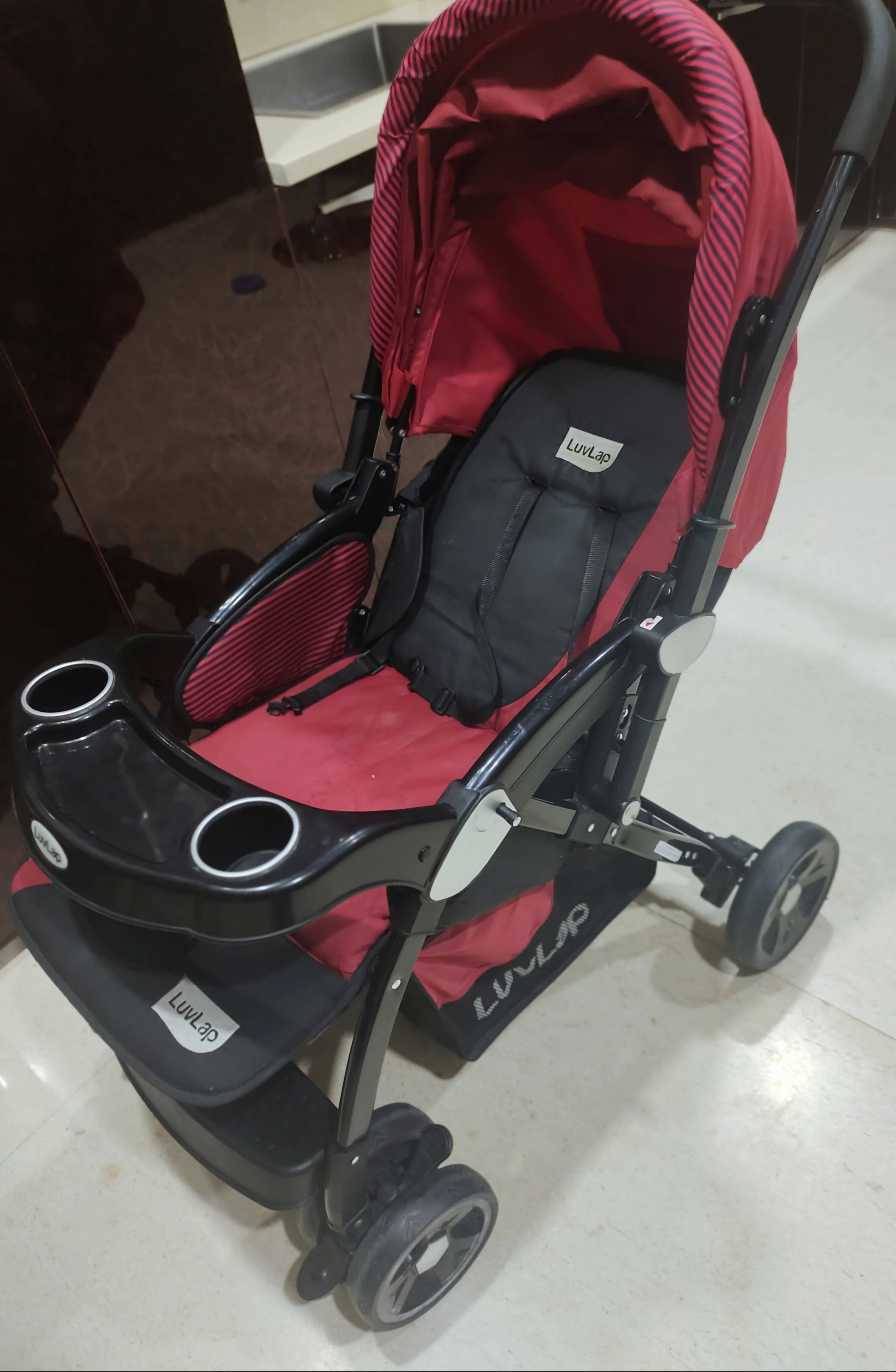 LUVLAP Galaxy stroller - PyaraBaby