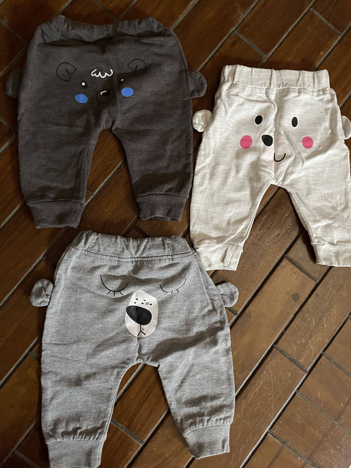 OJOS Set Of 3 Pajamas