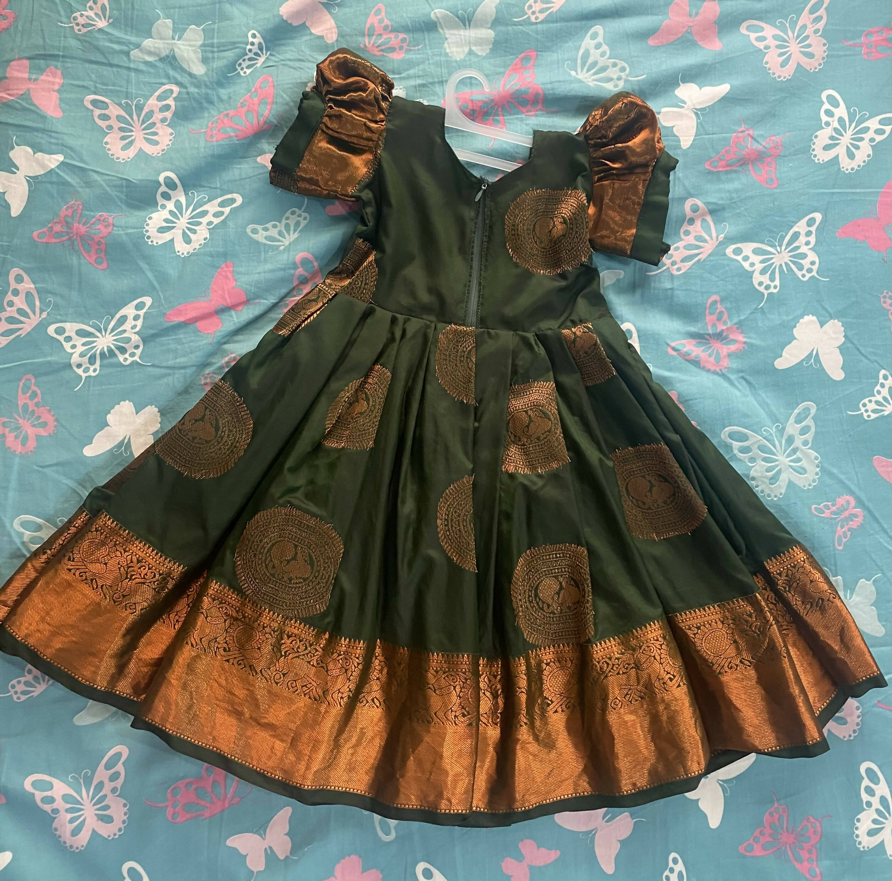 Traditional dress - PyaraBaby
