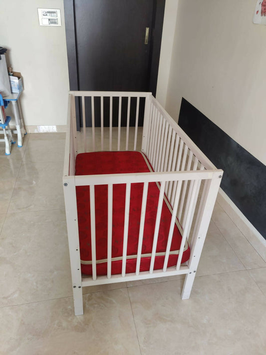 Wooden Baby cot/Crib - White, Dimensions:- L49×B25×H34 Inches