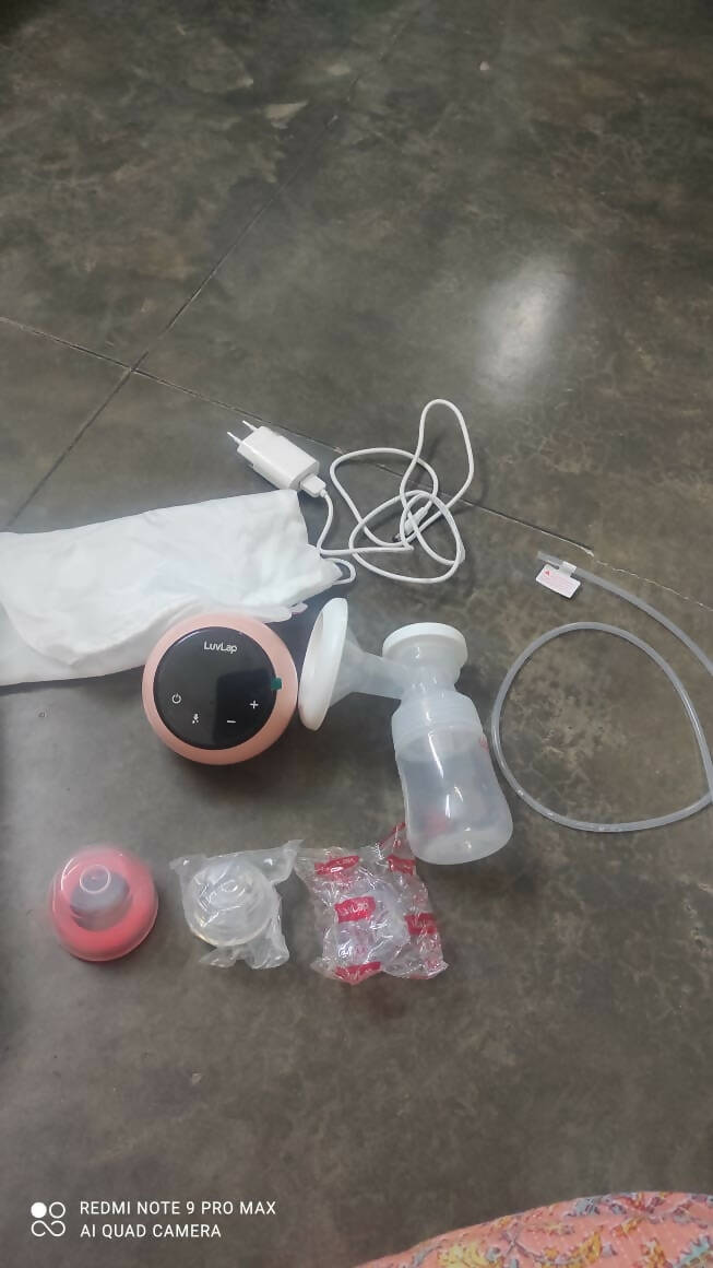 LuvLap Adore Electric Breast Pump is designed to mimic a baby’s natural breastfeeding rhythm, making expression a pleasant experience for the mother