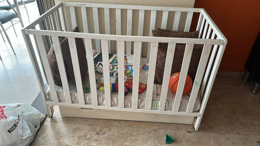MOTHERCARE Ayr Crib/Cot for Baby with Mattress , dimensions : 1.22m x 79cm x 61cm