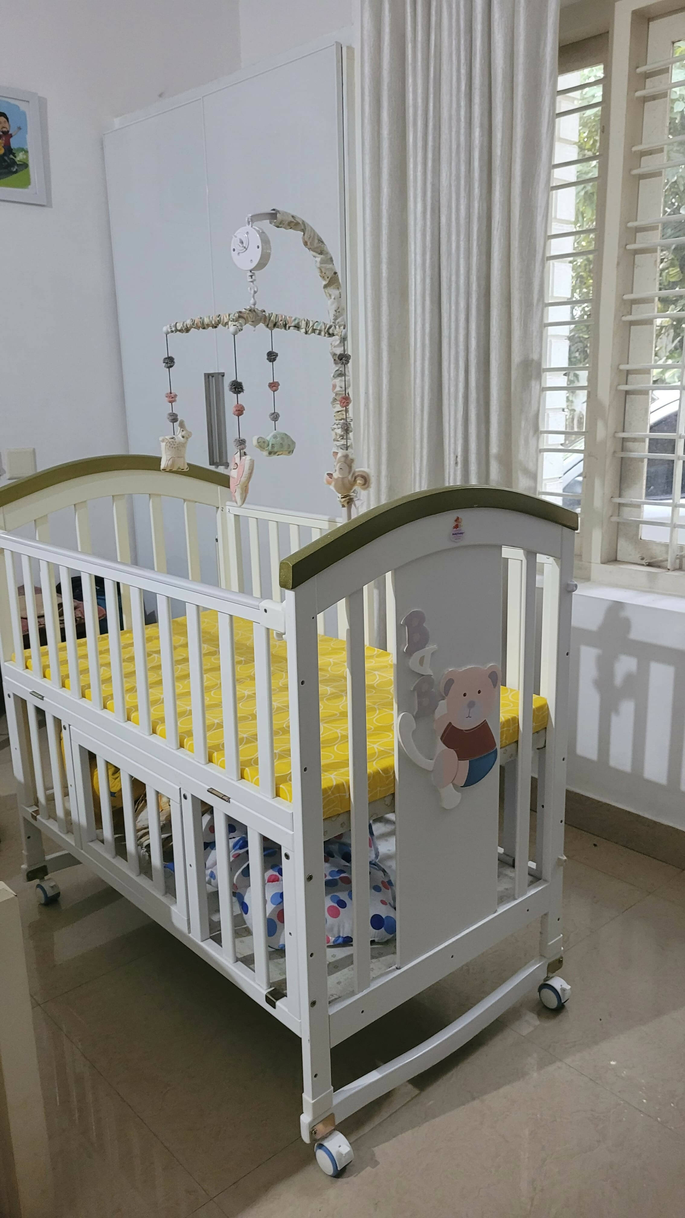 BABYTEDDY 9 in 1 cot, Dimensions: 106L x 64W x 94H Cm - PyaraBaby