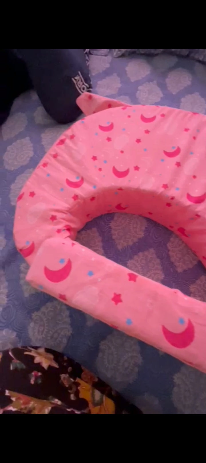 Babyhug feeding pillow Clearance