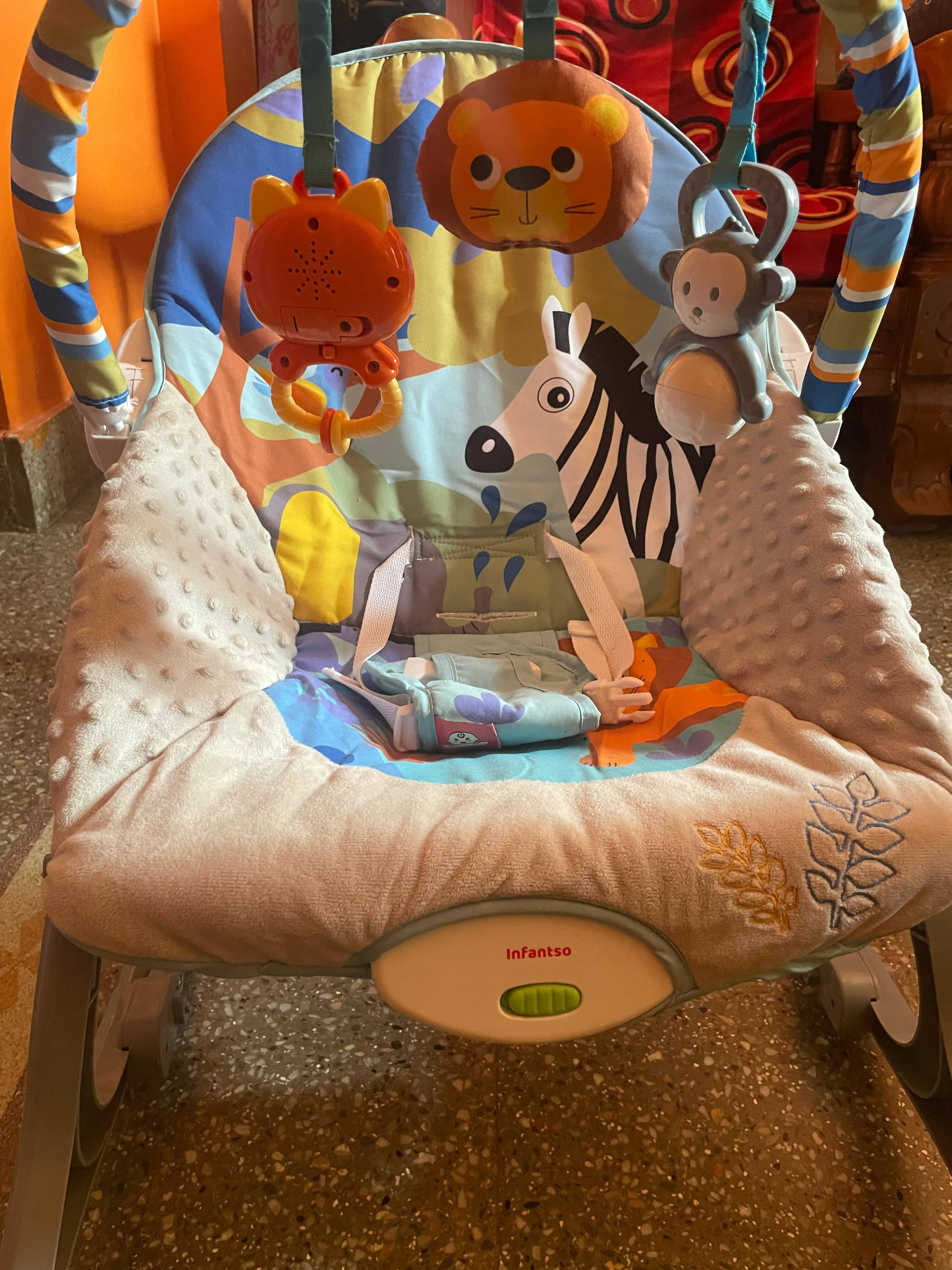 INFANTSO Baby Rocker Portable Including Free Mosquito Net & U Shape Pillow with Calming Vibrations & Musical Toy Blue - PyaraBaby