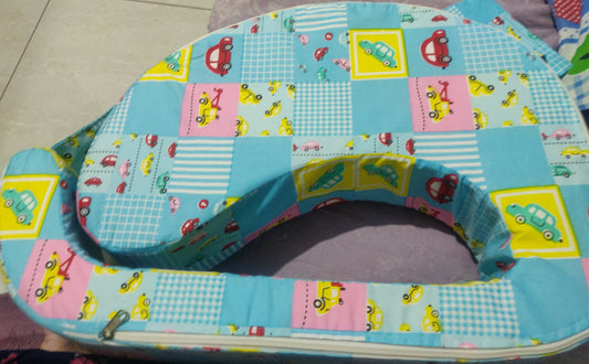 BABYHUG Feeding Pillow