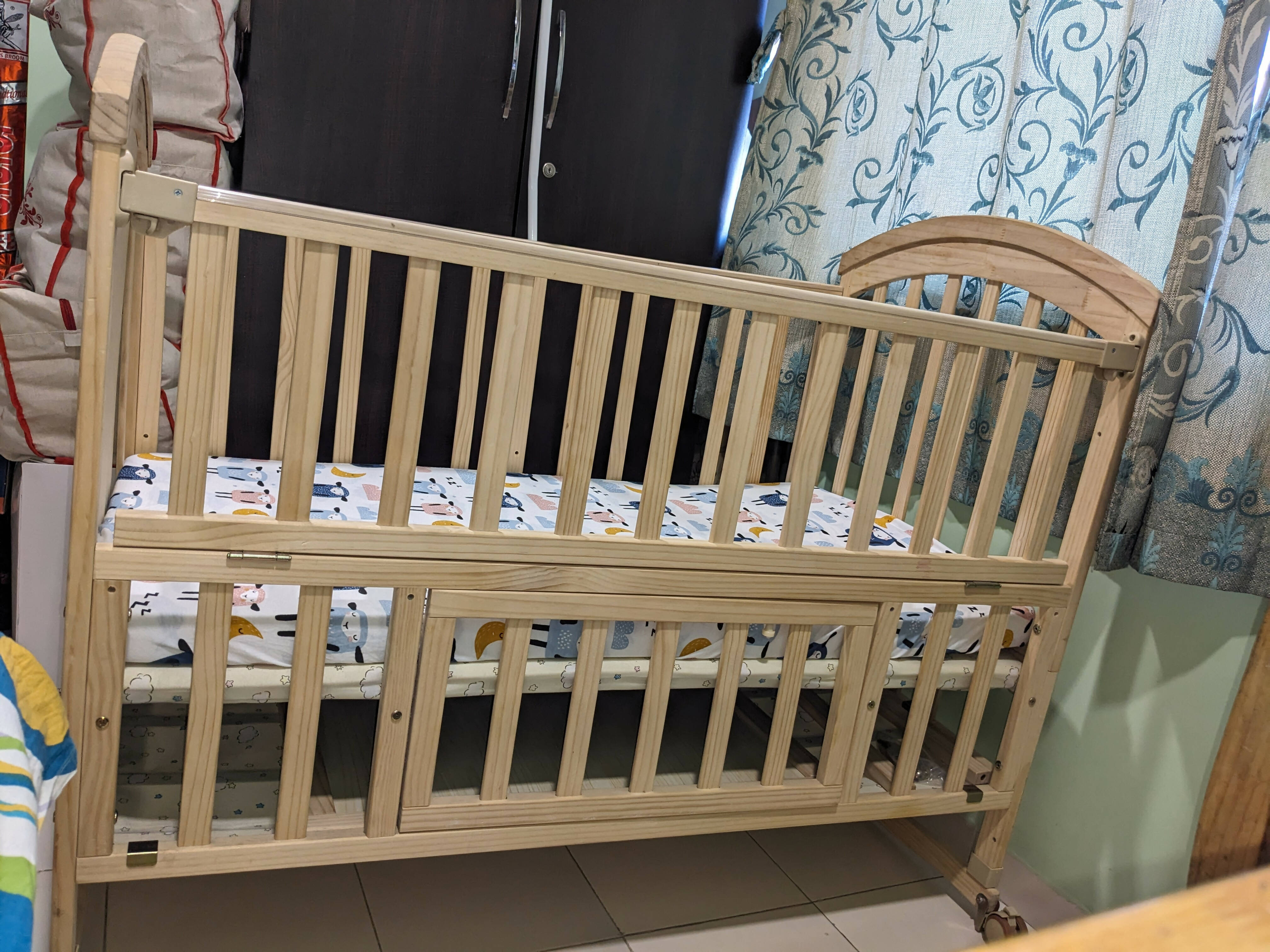 HUNY HUNY 12 in 1 Baby cot (Wooden rocking crib), Dimensions: 123×66×100 cm - PyaraBaby