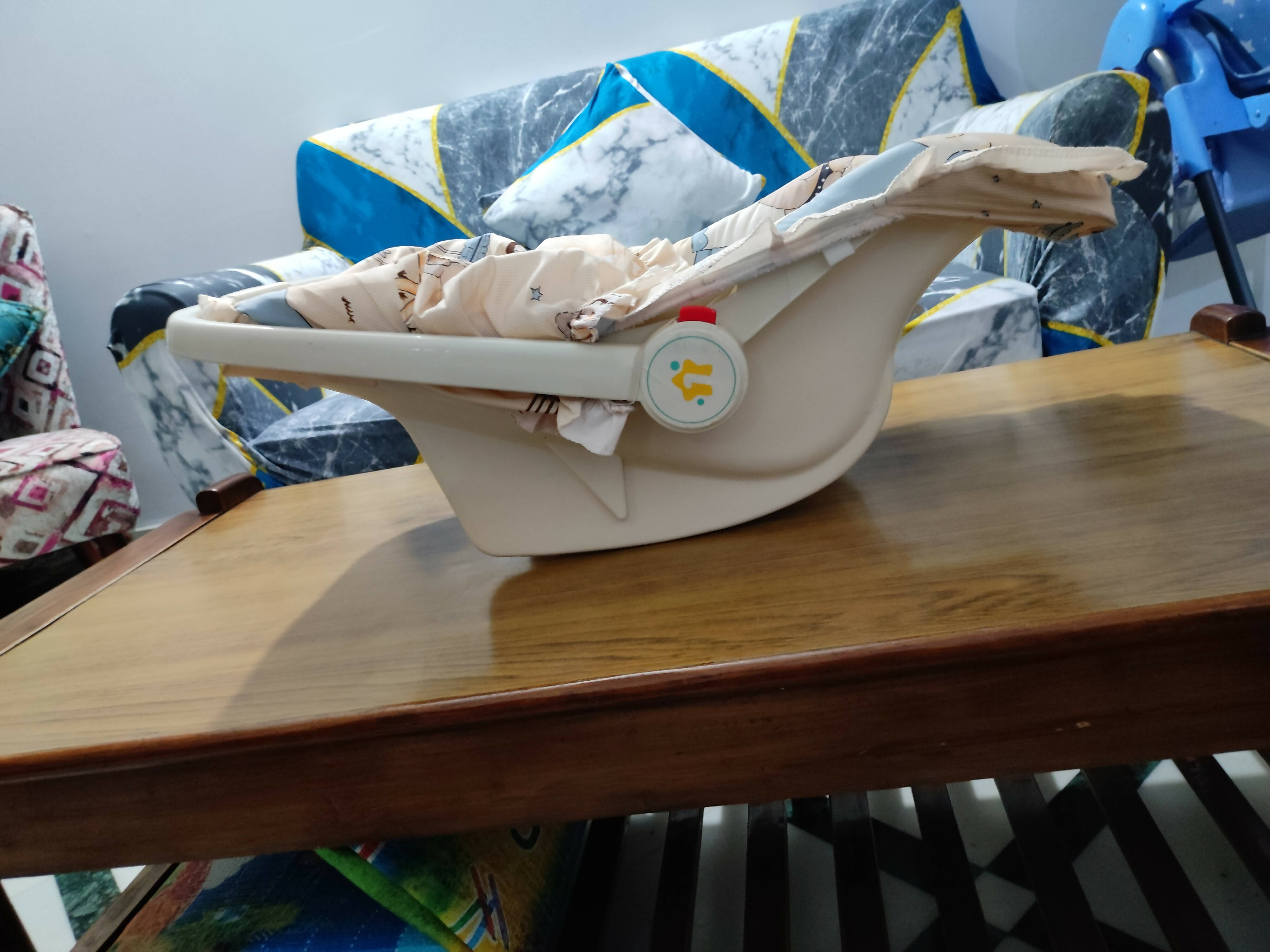 1st STEP 5 in 1 Carrycot with anti mosquito Mesh - PyaraBaby