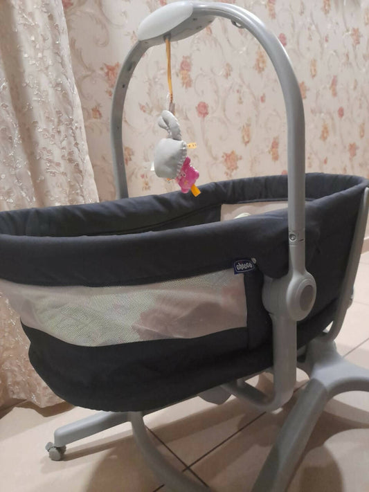 Babyhug delight bedside sales bassinet