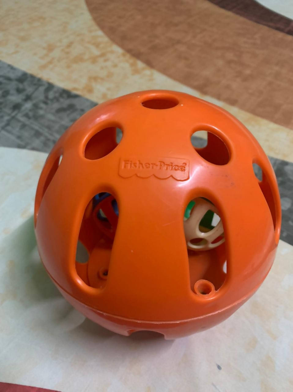 FISHER PRICE Wobbly Ball 