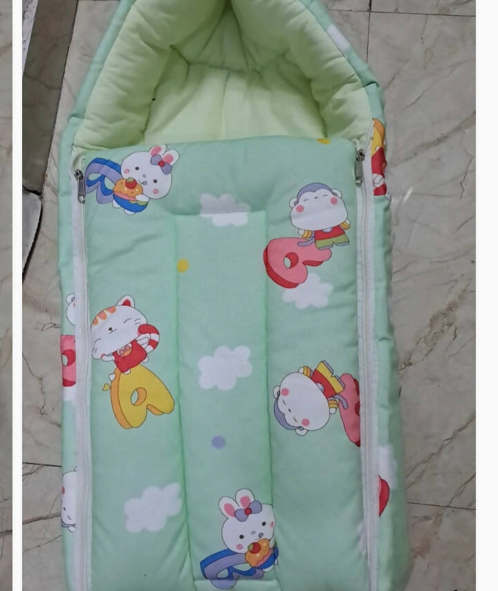 Baby Blanket (Set of 2) + Baby Nest bag