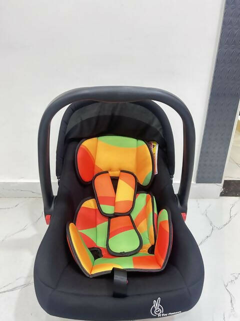 R FOR RABBIT Car Seat - Multicolour