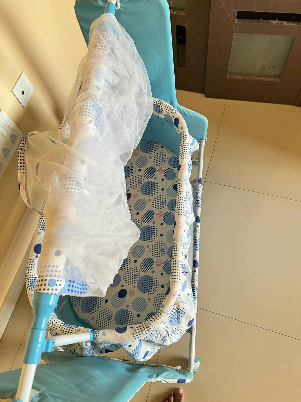 MEE MEE Baby Cradle with Swing and Mosquito Net (MM-95, A_BLUE)