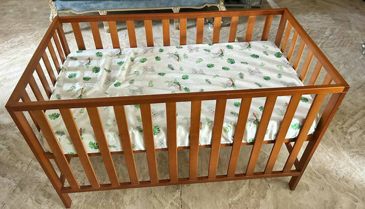 MOTHERCARE Baby Cot/Crib with Mattress (Free side protector), Dimensions:1.22m x 79cm x 61cm