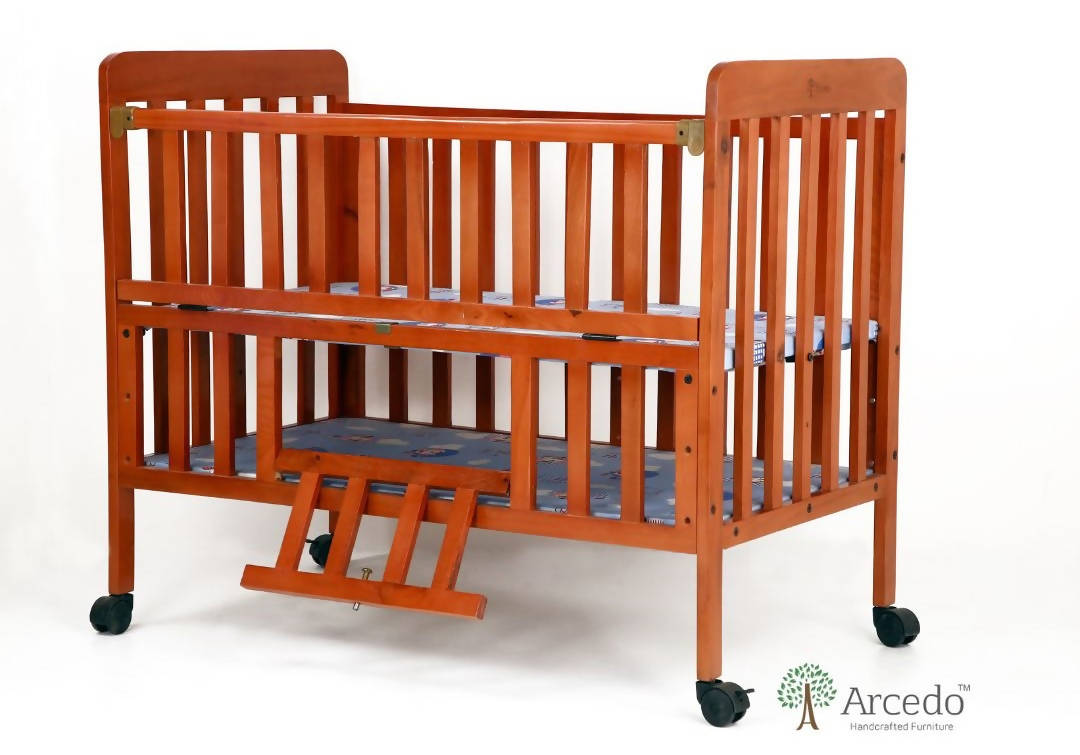 ARCEDO Florence Wooden Baby Cot With Mosquitoes net, Dimensions: H82.5×W59.6×L102.8 cm