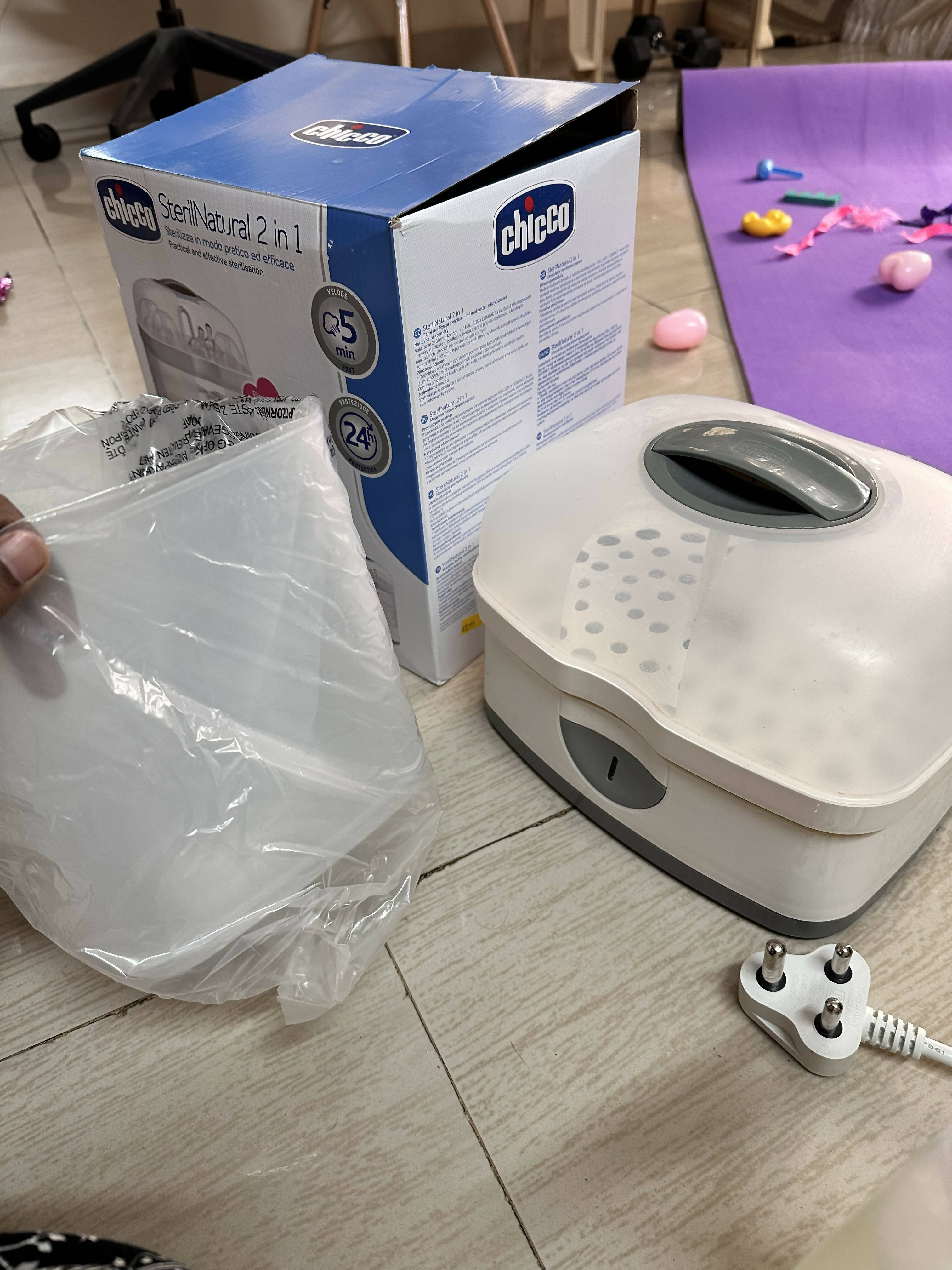 CHICCO Baby Bottle 2 in 1 Steriliser / Sterilizer- 6 bottles - PyaraBaby